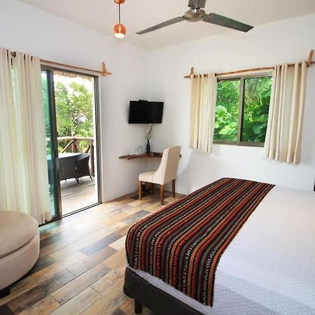Suites Pancho Villas Bacalar - Lagoon View Extérieur photo