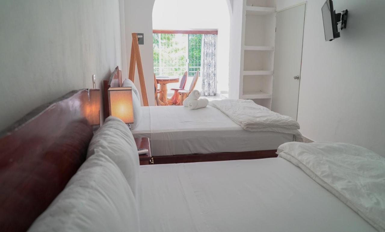 Suites Pancho Villas Bacalar - Lagoon View Extérieur photo